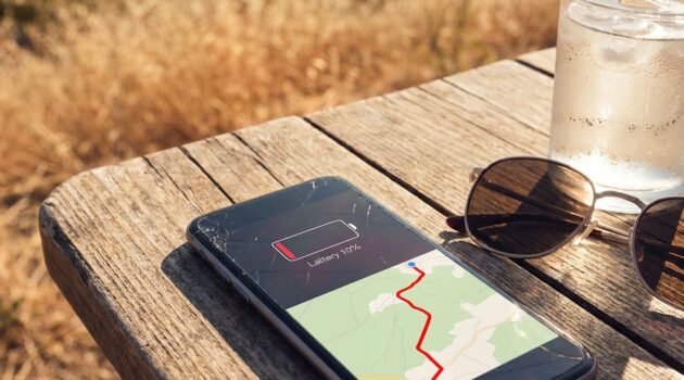 Why your phone battery drains faster in summer: heat, lithium-ion chemistry, and safe habits that help